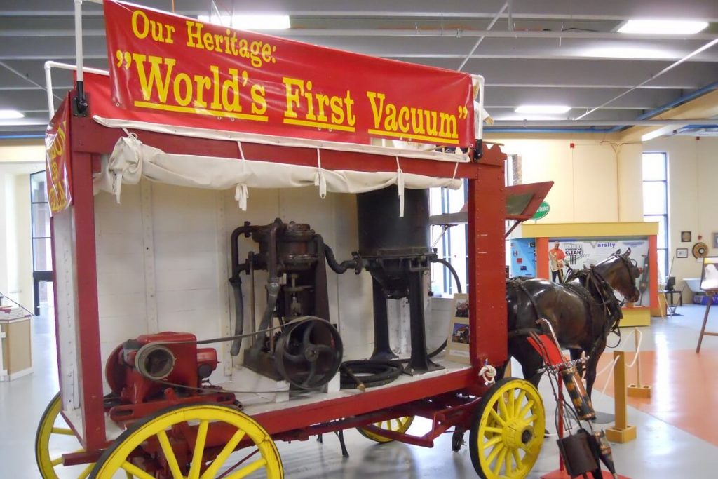 World's First Vacuum Cleaner